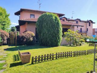 ReBea, Porzione di villa con giardino - Castronno - 0