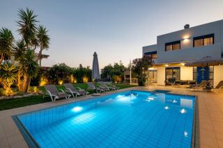 Villa Mariani II - in Lothiarika, newly renovated June 2024, private pool, Lindos 10 min, beach 120m - Lardos - 0