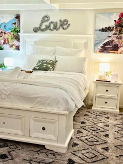 Affordable Luxury Room - Gold Coast - 0