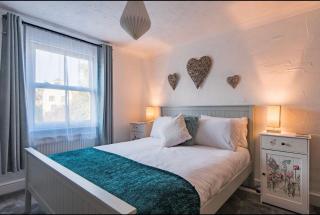 Brook Cottage - Temple Ewell - 0