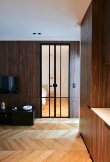 Welcome to Paris - 1