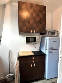 Studio Neuf, Calme, Lumineux, 8e etage - París - 7