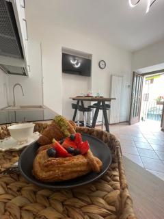 Zoe Holiday Home - Salò - 1
