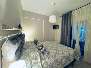 Sun Sight - Deluxe Infinity View Suites - 2