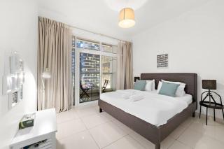 Luxury 2BR with Stunning Dubai Marina Views Near JBR Beach - 8