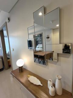 Upgraded Downtown Dubai 2 BD - Dubai - 4