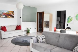 ZARA HOUSE - Lake and Pet Friendly - Brusimpiano - 9