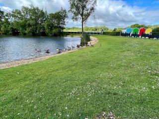 Busy Bees Lodge - Free Hoburne Passes - South Cerney - 6