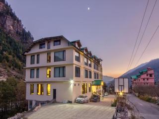 The Katoch Grand Resort - Manāli - 0