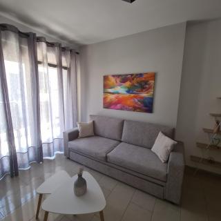 MAGENTA RUBY #DTerra Apartments# FREE PRIVATE PARKING!! - 3