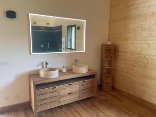 Suite climatisée de 120 m2 avec spa de nage, sauna et balnéo - - 7