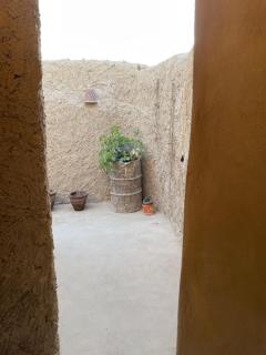 Lotus House - - 2