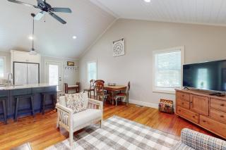 Cozy Pines - Flat Rock - 2