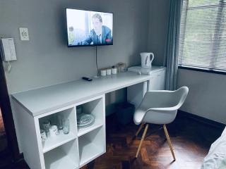 46 on Allcock Guest Apartment & Luxury Room - Pretoria - 4