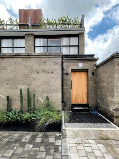 Man Cave industrial loft at central Berawa NEW - Canggu - 9