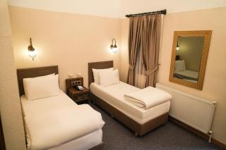 Rüstempaşa Kervansaray Hotel with Free Parking - 4