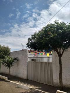 Casa com quartos privados e ambientes partilhados - Surubim - 0