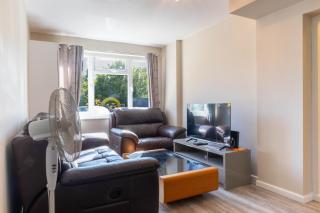5 bedroom with Prking - Laindon - 7