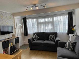 103 Sunbeach South facing 2 bed chalet M and T chalets - Great Yarmouth - 9