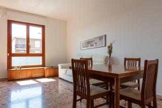 DeHomes - One bedroom, City view, Balcony, Wi-fi & Netflix, treno-bus to centre - Corsico - 4