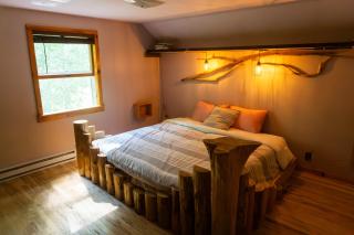 Llama House ADK - Wevertown - 6