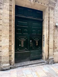 Ecusson - Duplex lumineux et climatisé dans hôtel particulier - 7