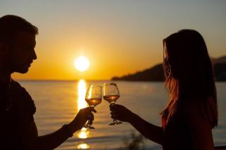 PotamSea Bliss 3 - Beach Front, Sun Beds & Parking - 5