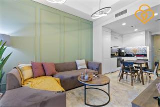 Keysplease 2 BR with Study Aykon City minutes to Downtown - Dubai - 1