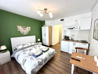 Yellowhouse Room 6 - 6