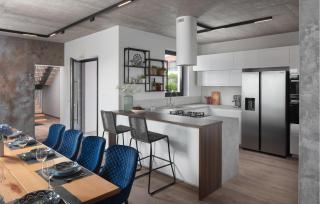 Cozy Home In Rasa With Kitchen - 1