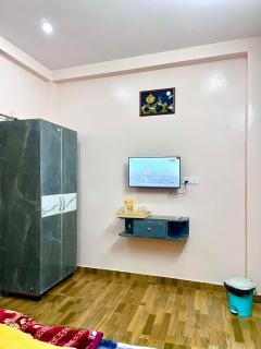 Trilok P Guest House - Dashashwamedh Ghat Near Kashi Vishwanath Temple - Varanasi - 1