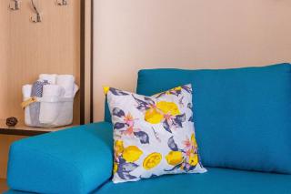 Potam'Sea Bliss 7 - Beach Front, Sun Beds & Parking - 4