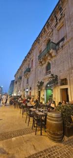 Modern Elegance Valletta Apartment V1 - 2