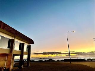 Coastal Sunset Paradise! Beach front & Ocean Views - 7