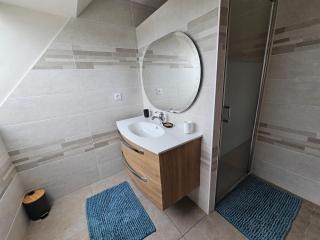 Gîte à la campagne avec piscine intérieure - Bourbriac - 5