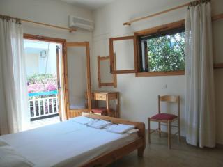 2 space- selfcatering Apartment Helen No 8 - Xiropigado - 4