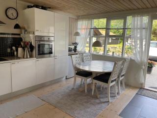 Charmerende sommerhus - 200 m fra stranden - 2