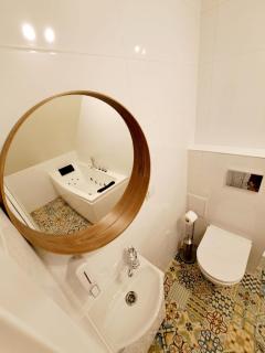 Garden House Jacuzzi - 4