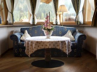 Hotel Garni Concordia - Dolomites Home - 6