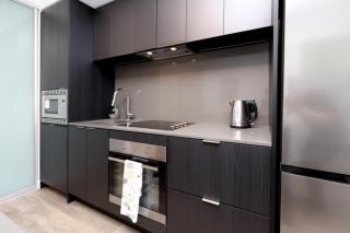 Stunning 2 Bed and 2 Bath Condo in Mississauga - Mississauga - 4