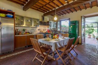 Villa Pallina With Pool - Happy Rentals - 4