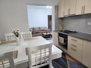 Eden Guesthouse - Durazzo - 4