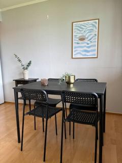Romslig tilbaketrukket leilighet i Tromsø - Gratis parkering - Tromsø - 8