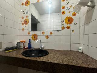 Quarto compartilhado 4 pessoas - Foz do Iguaçu - 3