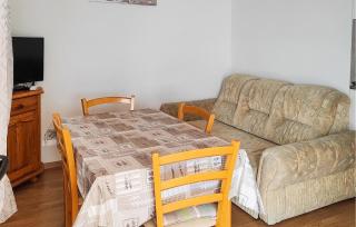 Lovely Apartment In Malinska With Wifi - Omišalj - 8