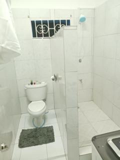 Finch Flat Balcony Apartment - Grand Anse - 4