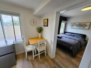 JstLikeHome - Old Ottawa - 9