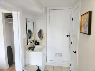 JstLikeHome - Old Ottawa - 7