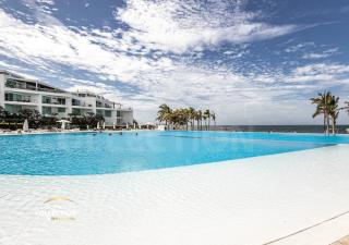 Hermoso departamento, Vista al mar, 2 recámaras 516 - 8