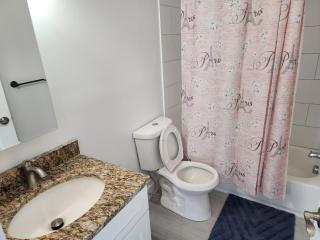 Stunning new apartment on the beach block - Seaside Heights - 4
